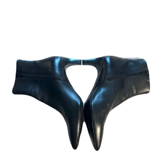 Agl Leather Pointed Toe Ankle Boots - Picture 4 of 9